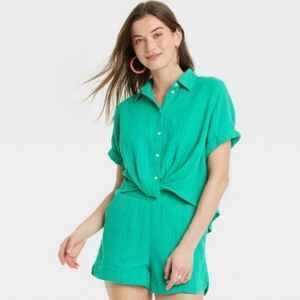 Universal Thread Short Sleeve Collared Twist-Front Button-Down Gauze Top